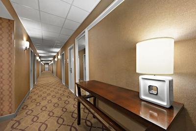 شراتون کاوالیر ساسکاتون هتل