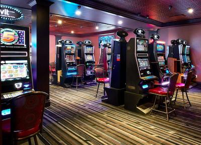 بست وسترن پلاس ادمنتون آیرپرت هتل