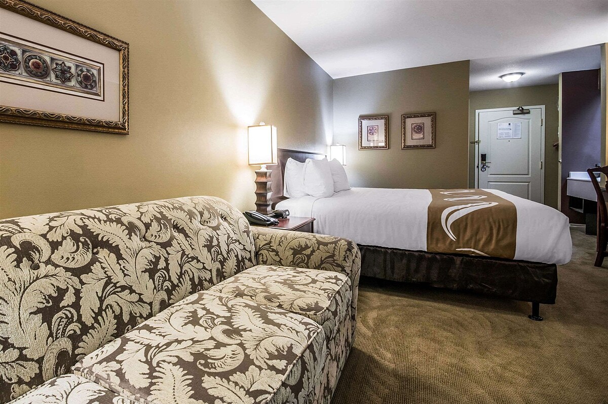 Quality Hotel and Conference Centre