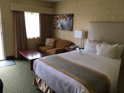 بست وسترن ویاجور پلاس هتل