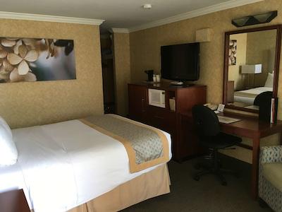 بست وسترن ویاجور پلاس هتل