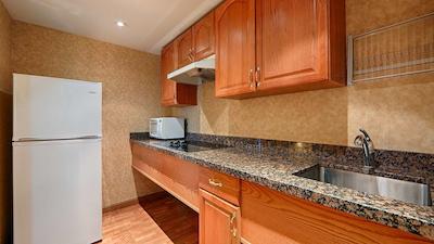 بست وسترن ویاجور پلاس هتل