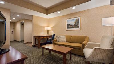 بست وسترن ویاجور پلاس هتل