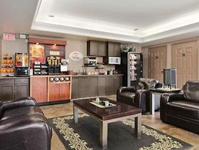 سوپر 8 متل-ساسکاتون