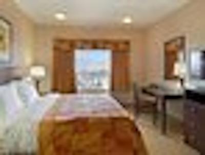 رامادا بای ویندهام بروکز