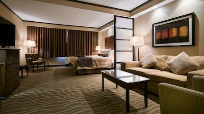 بست وسترن پرمیر دنهام این اند سویتز