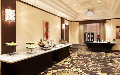 بست وسترن پرمیر دنهام این اند سویتز