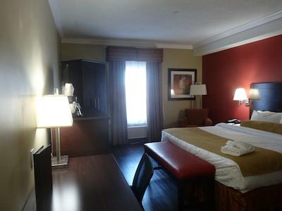 بست وسترن پلاس بومانویل