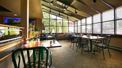 تراولج بای ویندهام ابتسفرد باکرویو