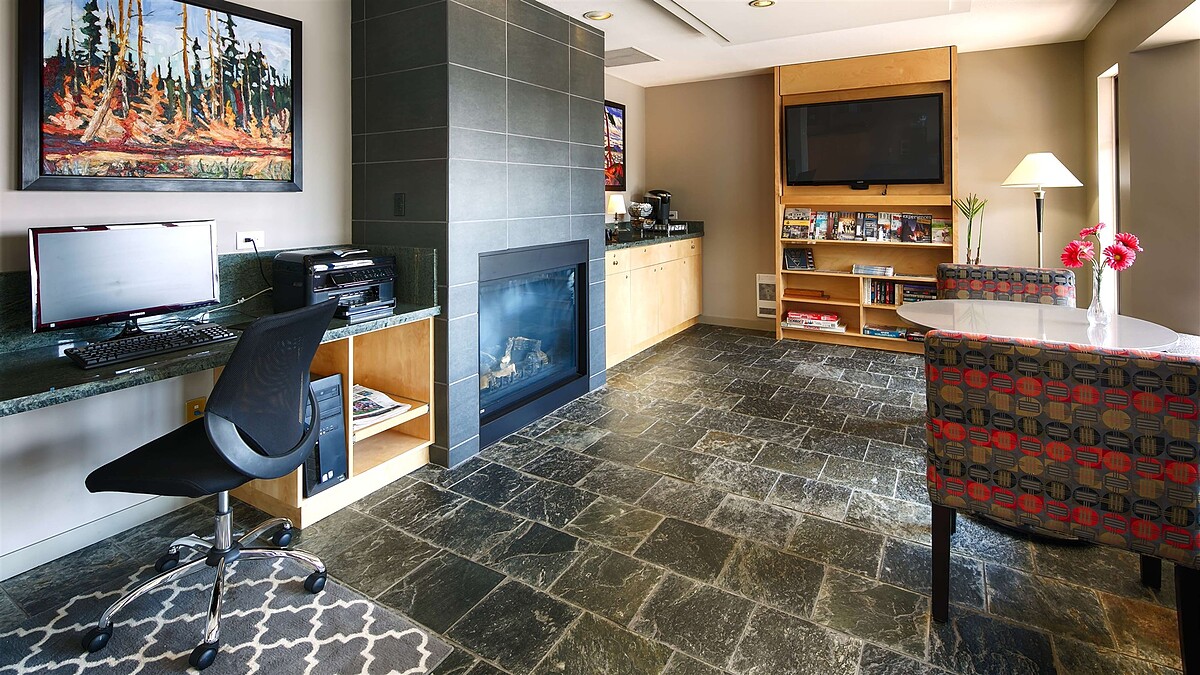 Travelodge by Wyndham Abbotsford Bakerview
