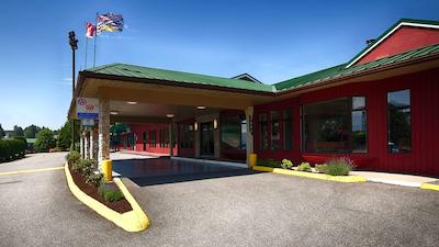 تراولج بای ویندهام ابتسفرد باکرویو