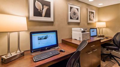 بست وسترن پلاس ماریپسا این اند کنفرنس سنتر