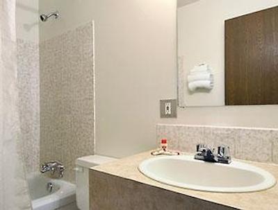 سوپر 8 متل-نرد باتلفرد