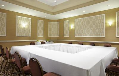 شراتون لاوال هتل