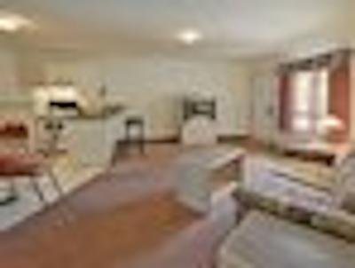 سوپر 8 متل-گولدن