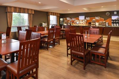 هلید این اکسپرز اند سویتز ادمنتون نرد