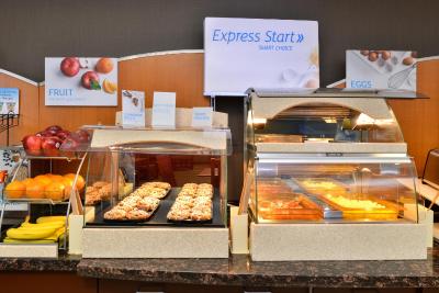 هلید این اکسپرز اند سویتز ادمنتون نرد