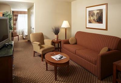 هیلتون گاردن این ترنتو/اجاکس