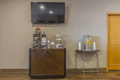 کوالیتی این اند سویتز ساسکاتون