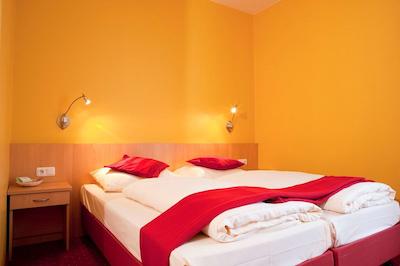 کوالیتی هتل اند سویتز مونچن مس