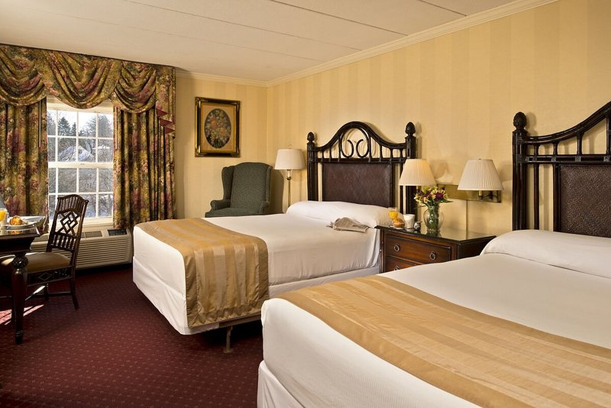 John Carver Inn and Spa