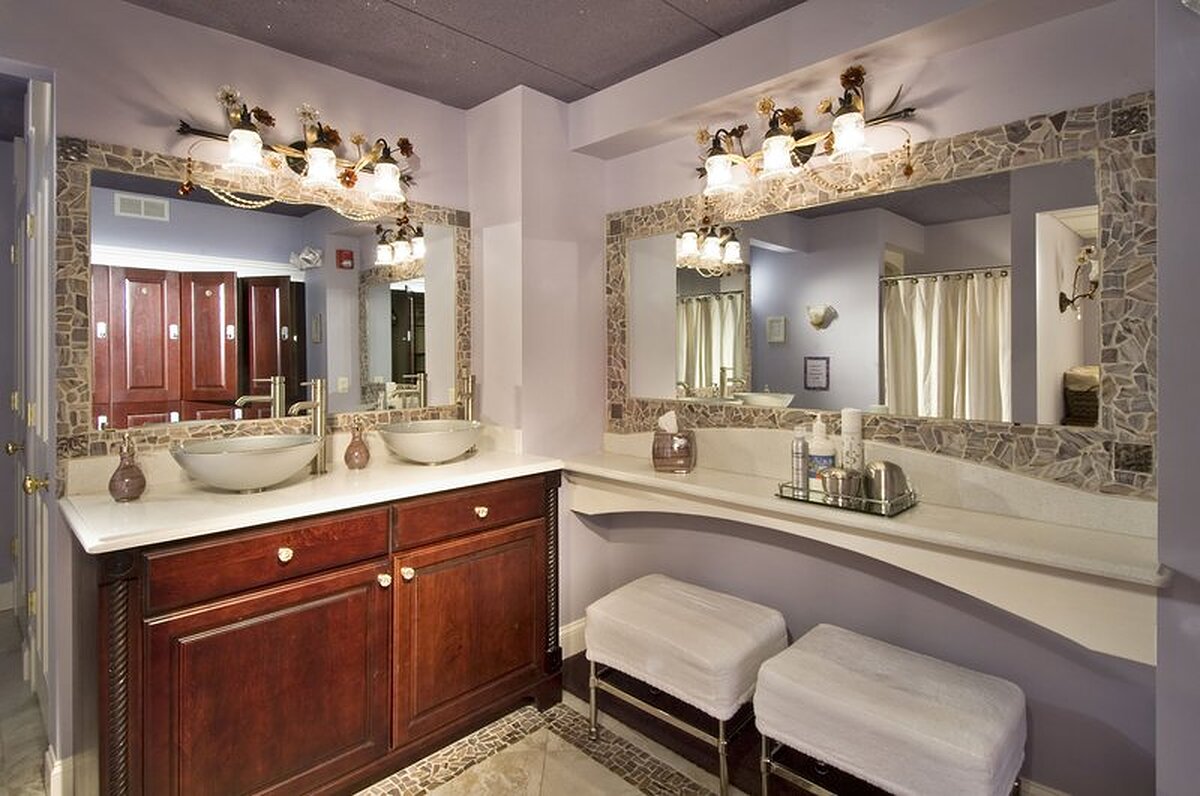 John Carver Inn and Spa