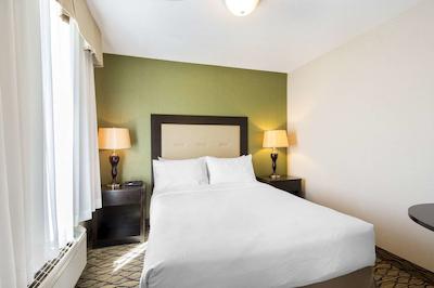 کلارین هتل اند کنفرنس سنتر شروود پارک