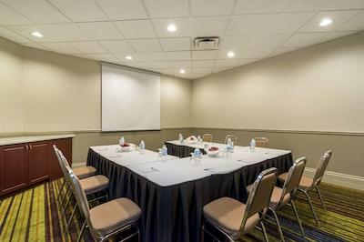 کلارین هتل اند کنفرنس سنتر شروود پارک