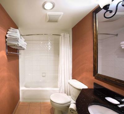 سانست این اند سویتز