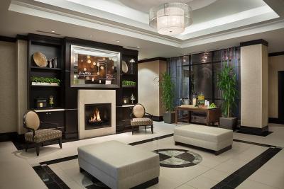 هیلتون گاردن این ترنتو دونتون