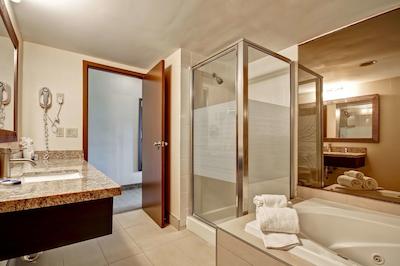 بست وسترن لیتل ریور این