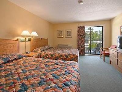 سوپر 8 متل-پنتیکتون