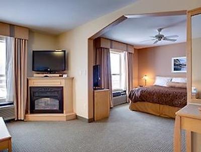 رامادا لیمیتد گولدن