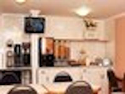 هوارد جهنسُن دونتون کاملوپز