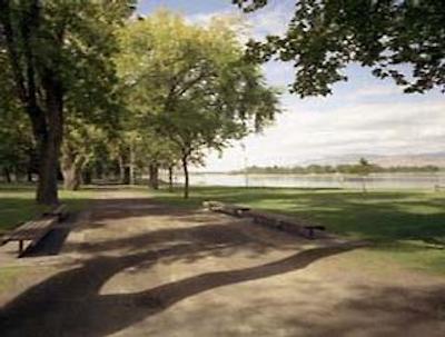 هوارد جهنسُن دونتون کاملوپز