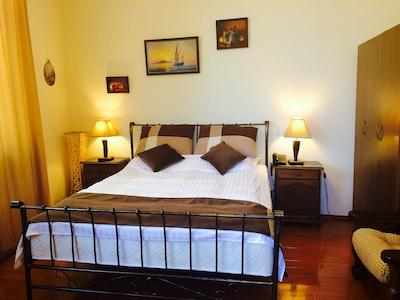 بریتیش-هاوس