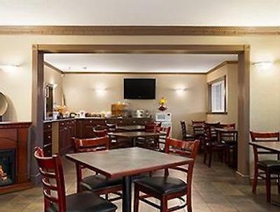 سوپر 8 متل-ورنن بک