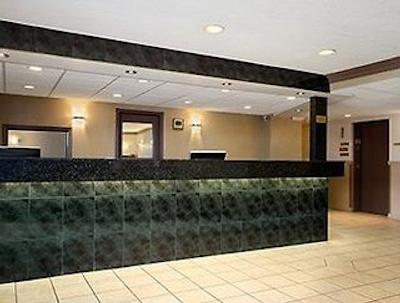 سوپر 8 متل-ورنن بک