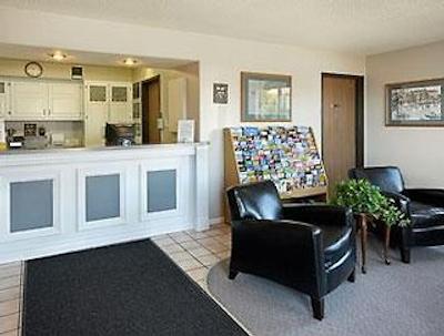 سوپر 8 متل-ساانیچتون ویکتریا آیرپرت