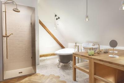 و زلاتیچ نوزک