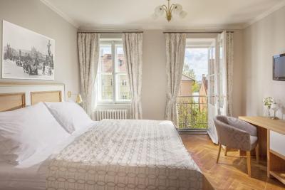 و زلاتیچ نوزک