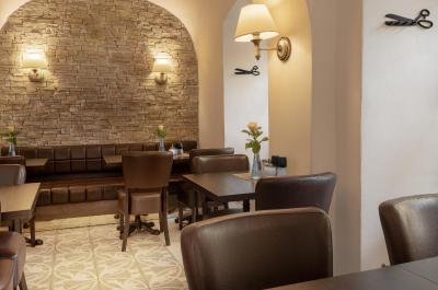 و زلاتیچ نوزک