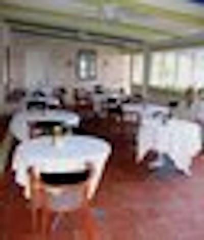 دور بیچ هتل