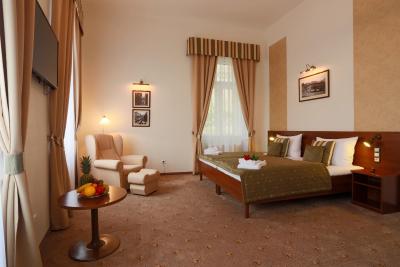 هتل و اسواتهو جانا