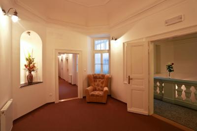 هتل و اسواتهو جانا