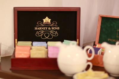 هتل و اسواتهو جانا