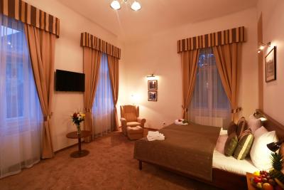 هتل و اسواتهو جانا