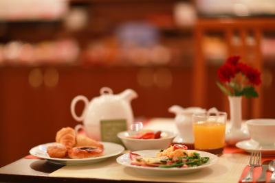 هتل و اسواتهو جانا