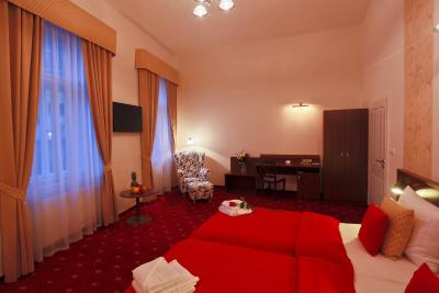 هتل و اسواتهو جانا