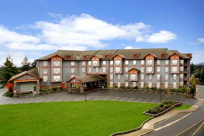 فور پوینتز بای شراتون ویکتریا گاتو